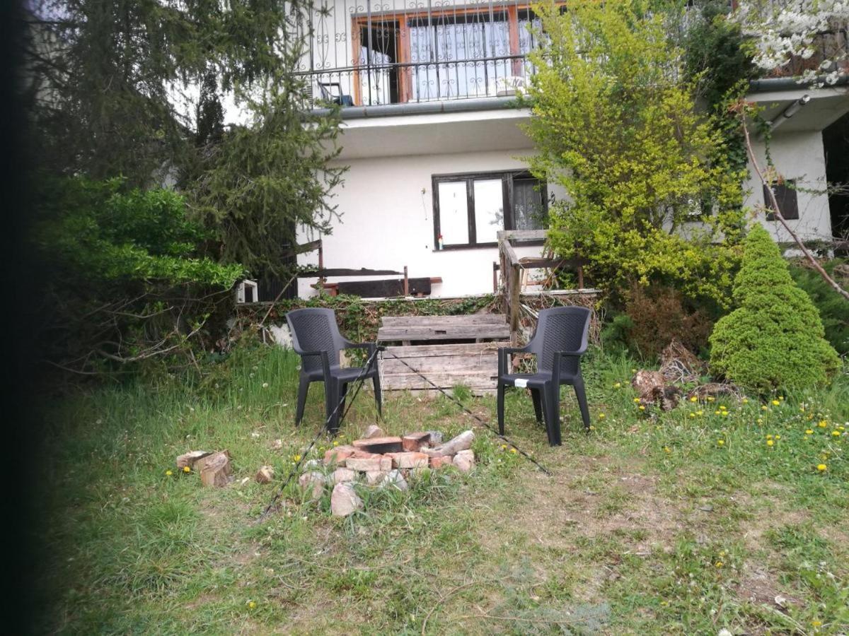 Appartamento Sunset House Piestany Cervena Veza Banka Esterno foto