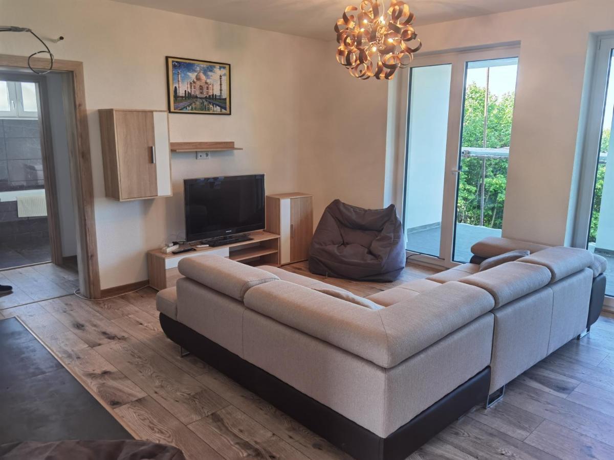 Appartamento Sunset House Piestany Cervena Veza Banka Esterno foto