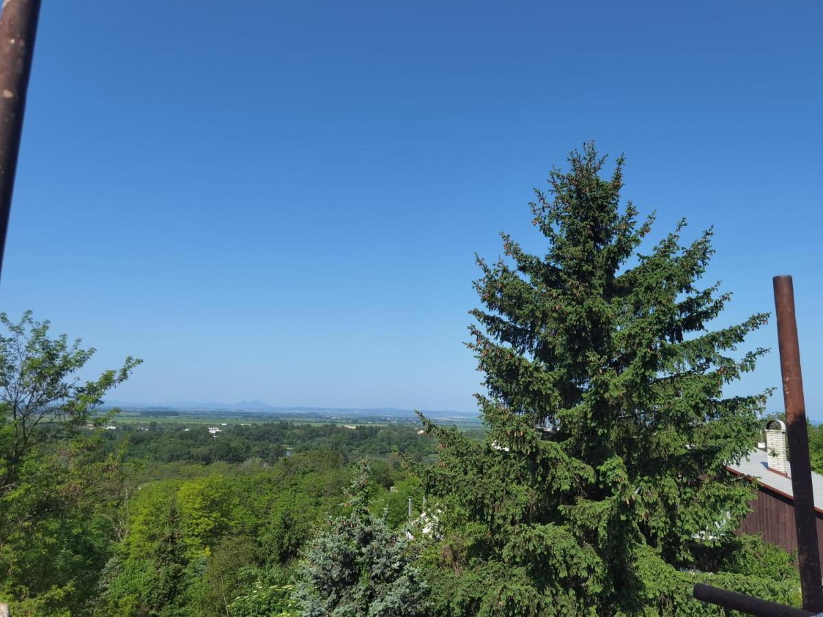 Appartamento Sunset House Piestany Cervena Veza Banka Esterno foto