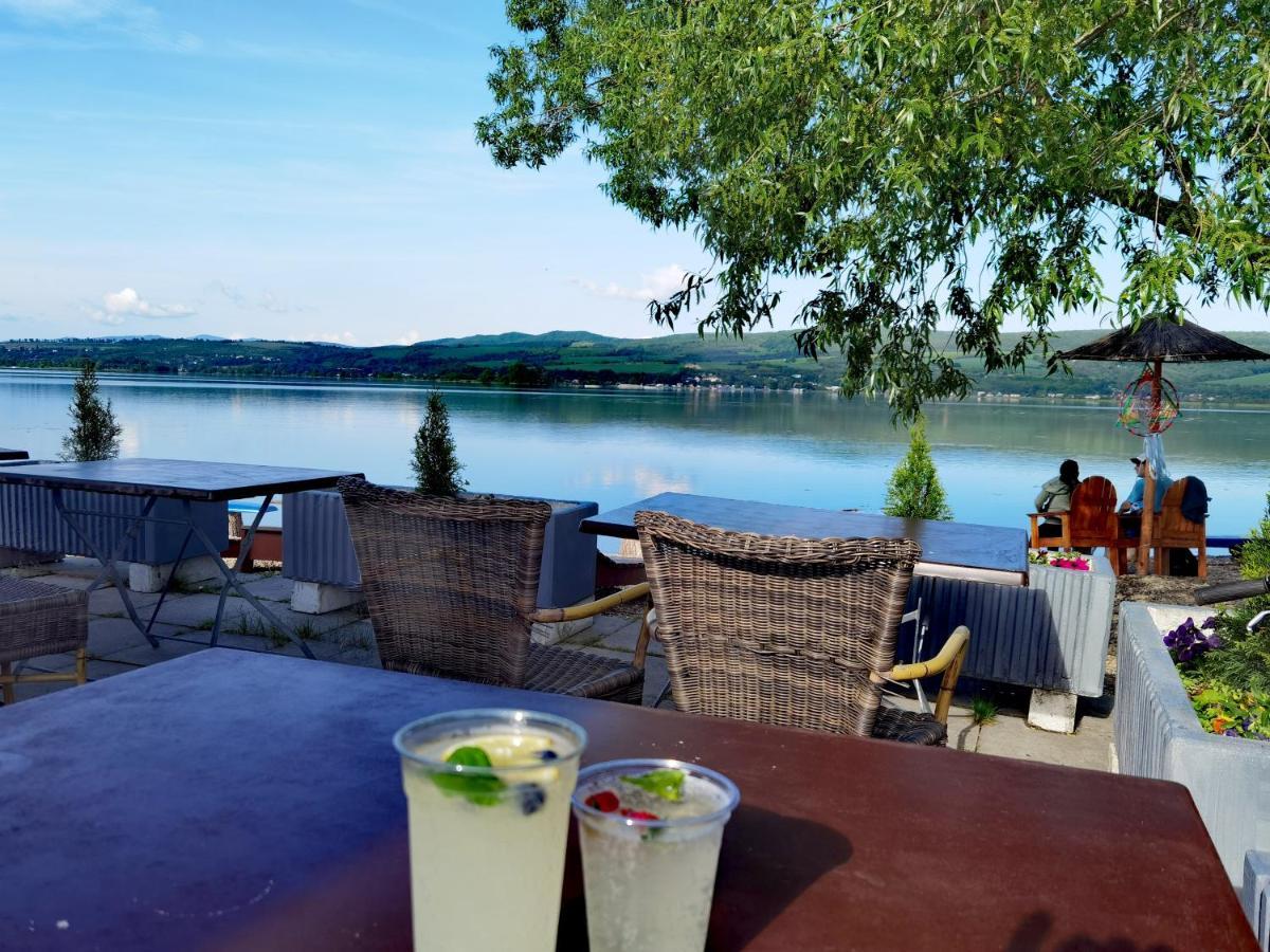 Appartamento Sunset House Piestany Cervena Veza Banka Esterno foto