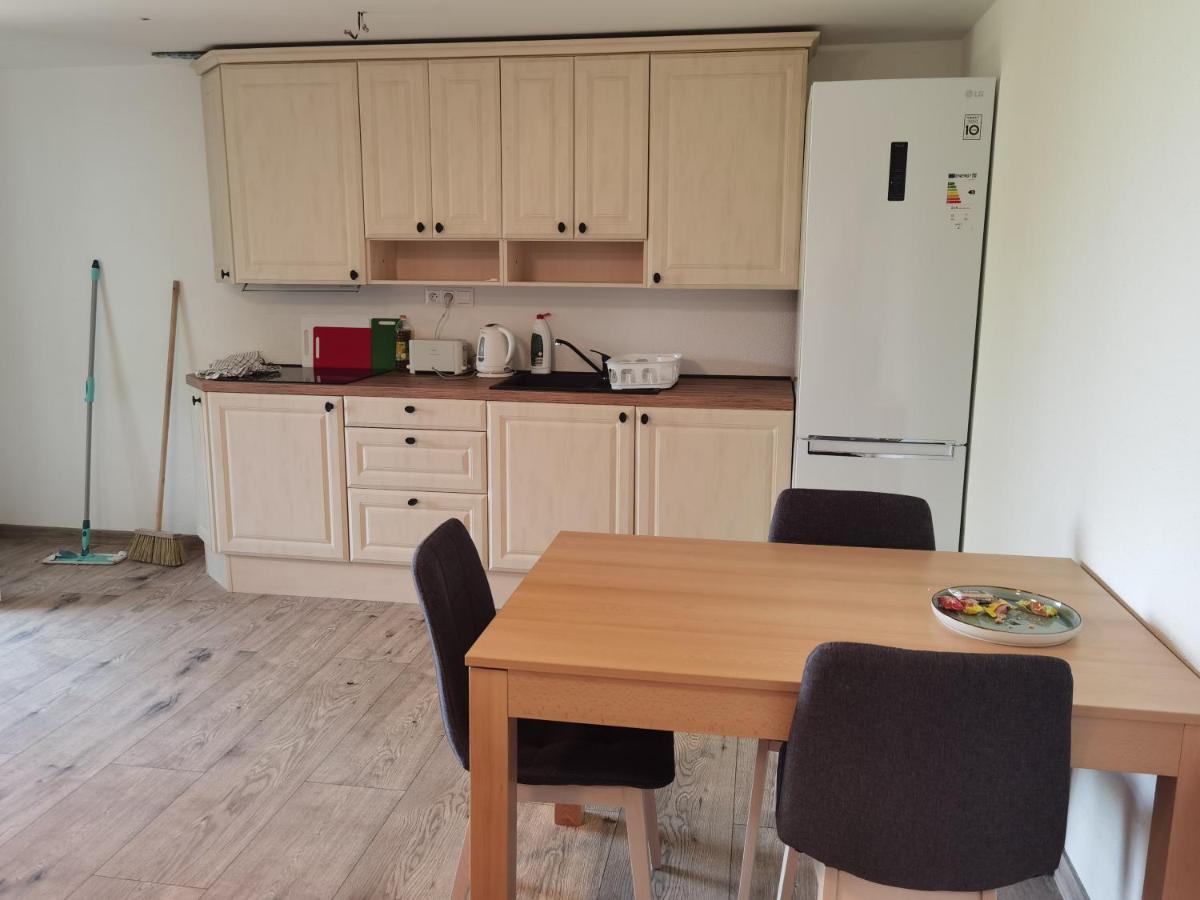 Appartamento Sunset House Piestany Cervena Veza Banka Esterno foto
