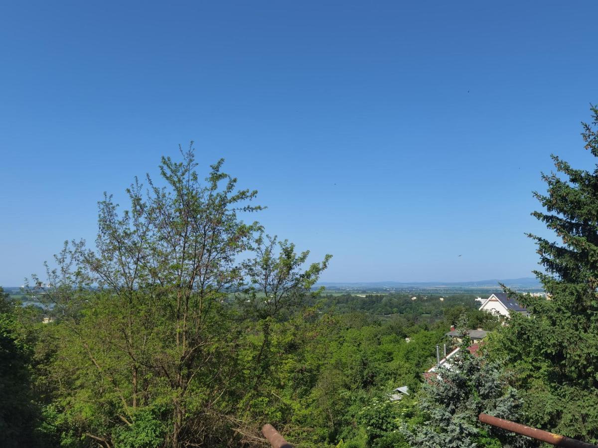 Appartamento Sunset House Piestany Cervena Veza Banka Esterno foto