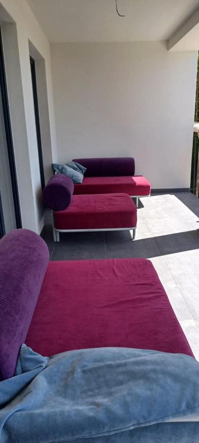 Appartamento Sunset House Piestany Cervena Veza Banka Esterno foto